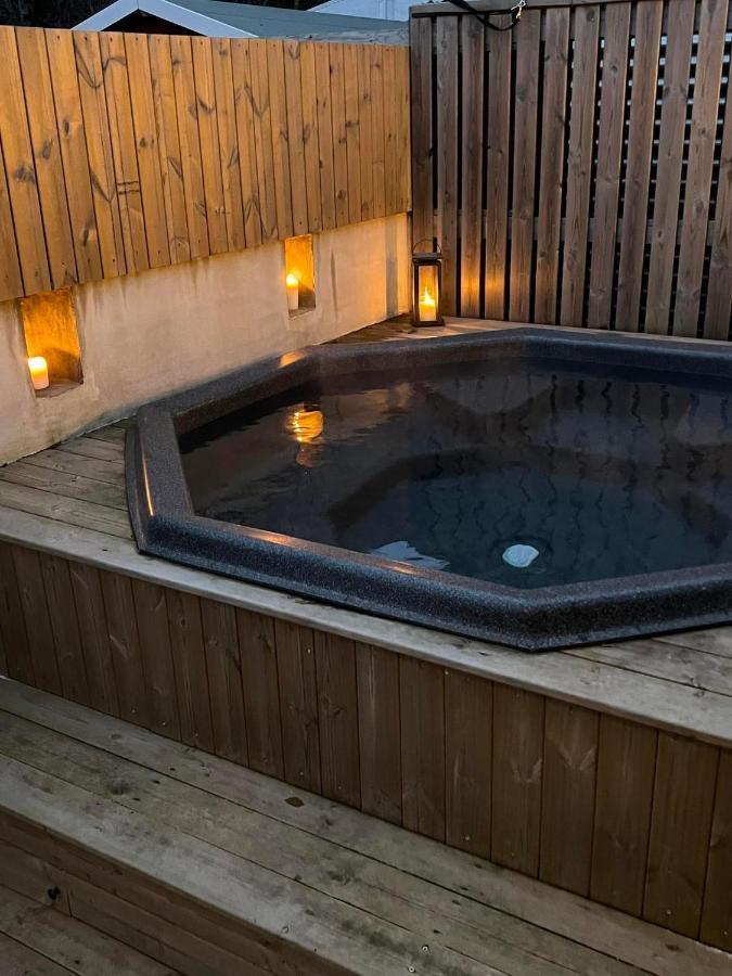Varmi Guesthouse Apartments & Rooms Hveragerdi Eksteriør bilde