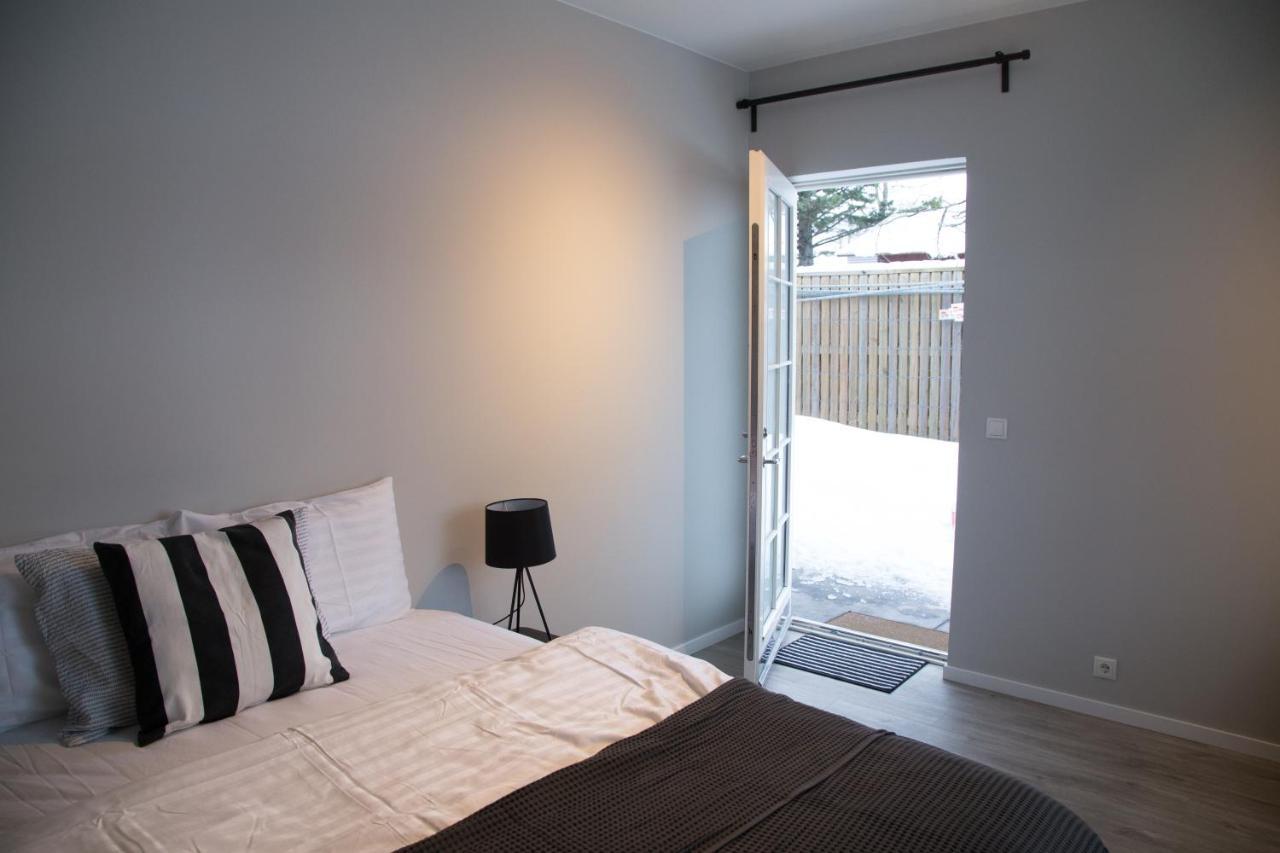 Varmi Guesthouse Apartments & Rooms Hveragerdi Eksteriør bilde